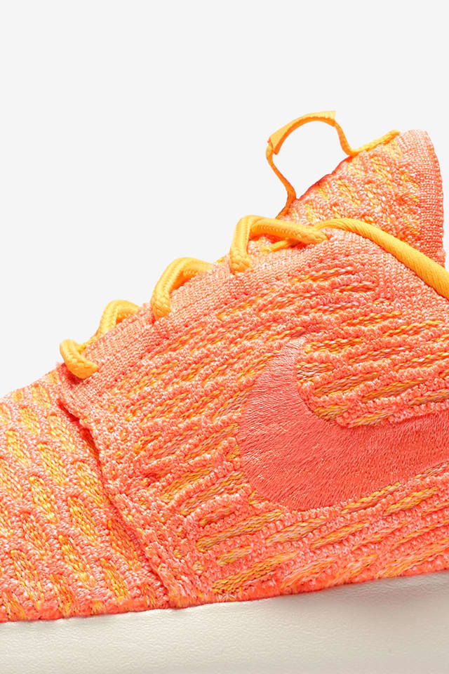 orange nike roshe womens