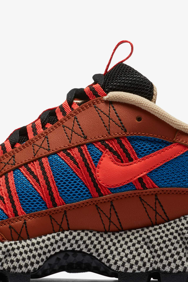 nike air humara dark russet