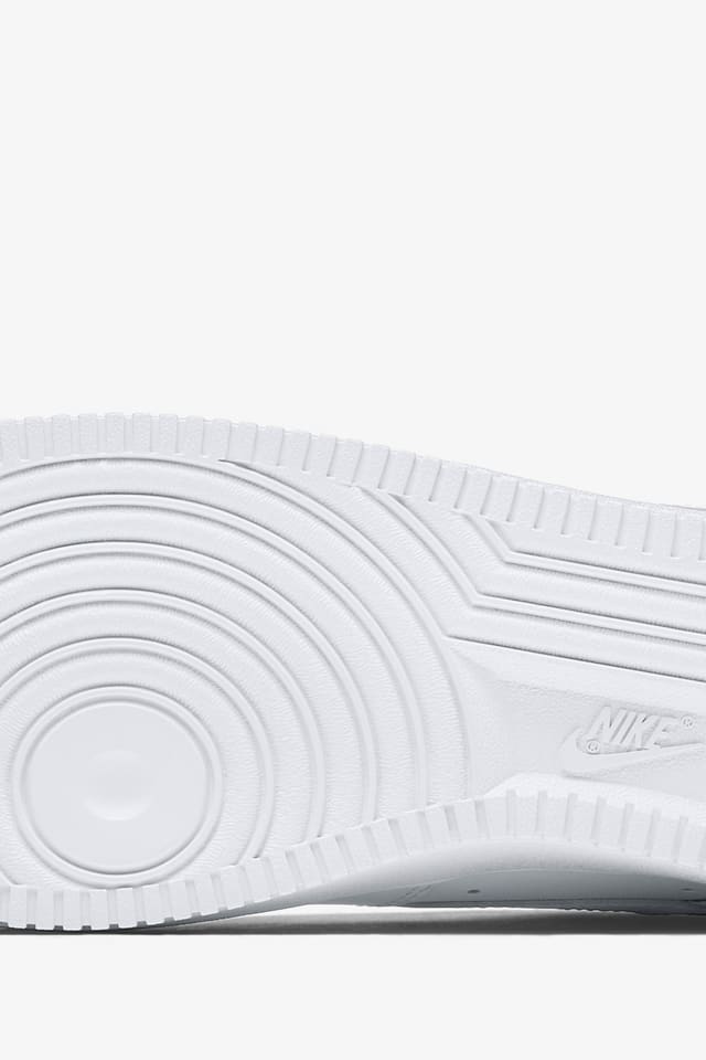 nike af1 triple white