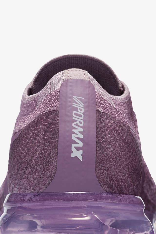 vapormax nike womens purple