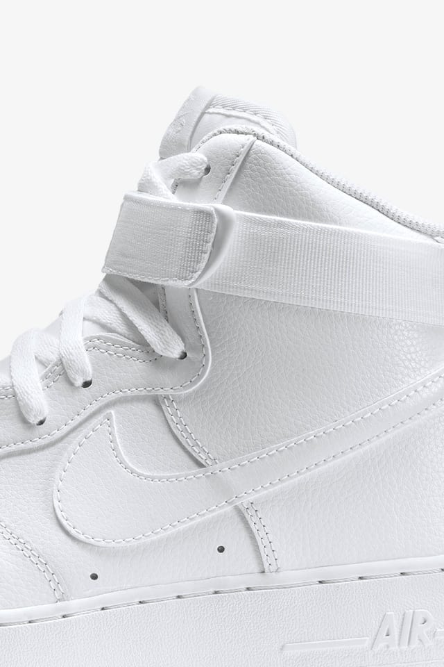 nike air force 1 triple white high tops