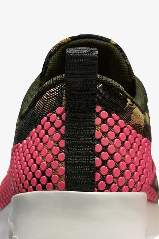 nike air max thea camo
