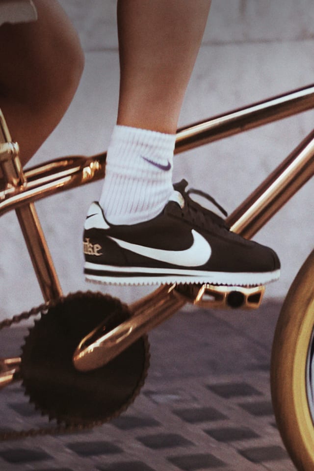 nike classic cortez premium sneaker