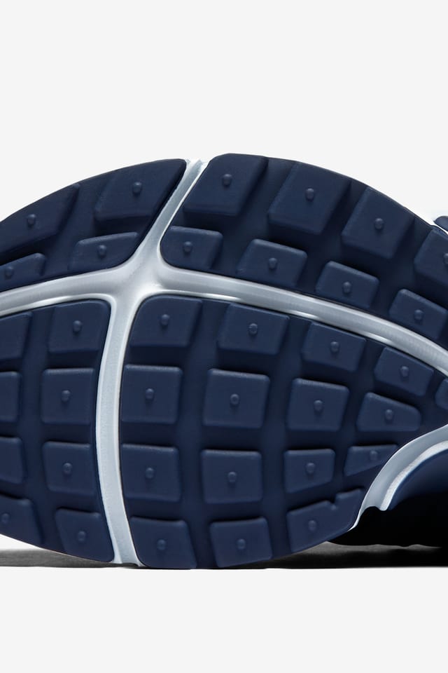 nike presto navy blue womens