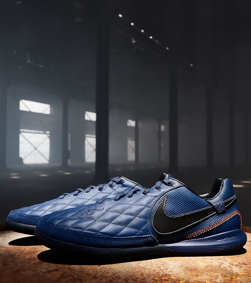 nike tiempox finale r10
