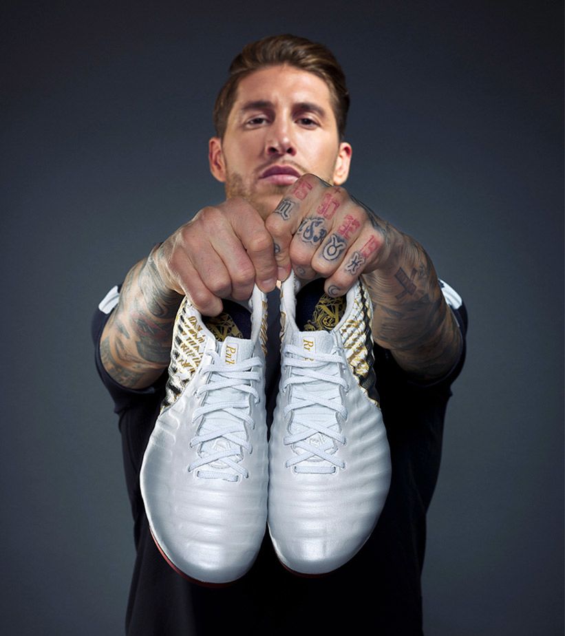 sergio ramos nike tiempo