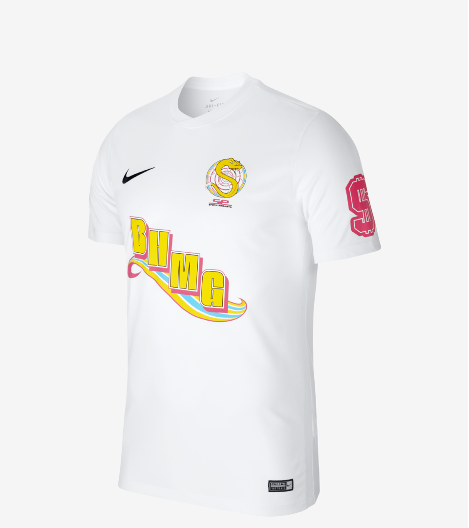 Equipación de colaboración de Sfera Ebbasta 2018 Equipación de colaboración de Sfera Ebbasta 2018