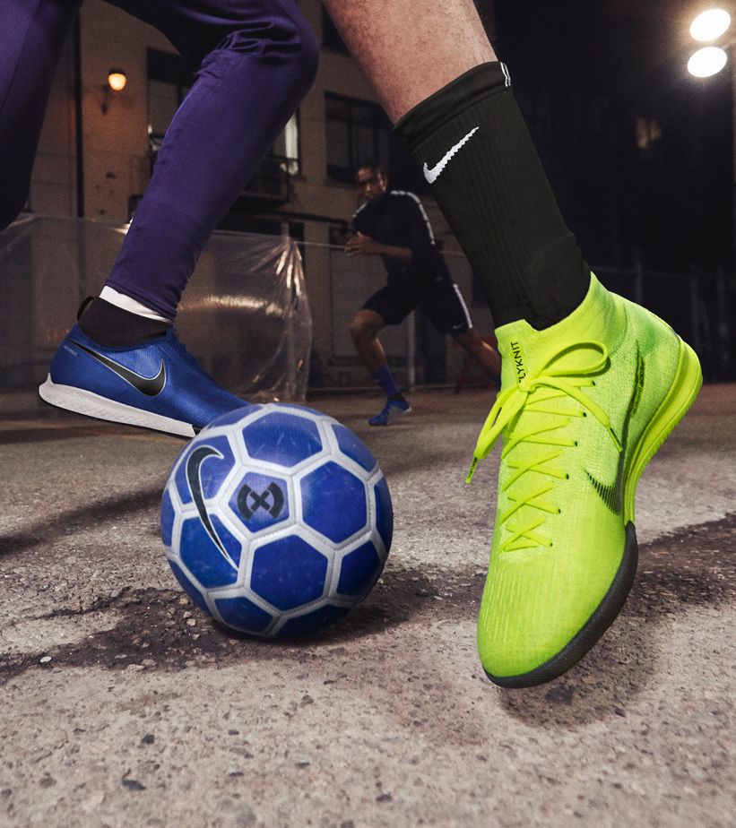 nike flats football