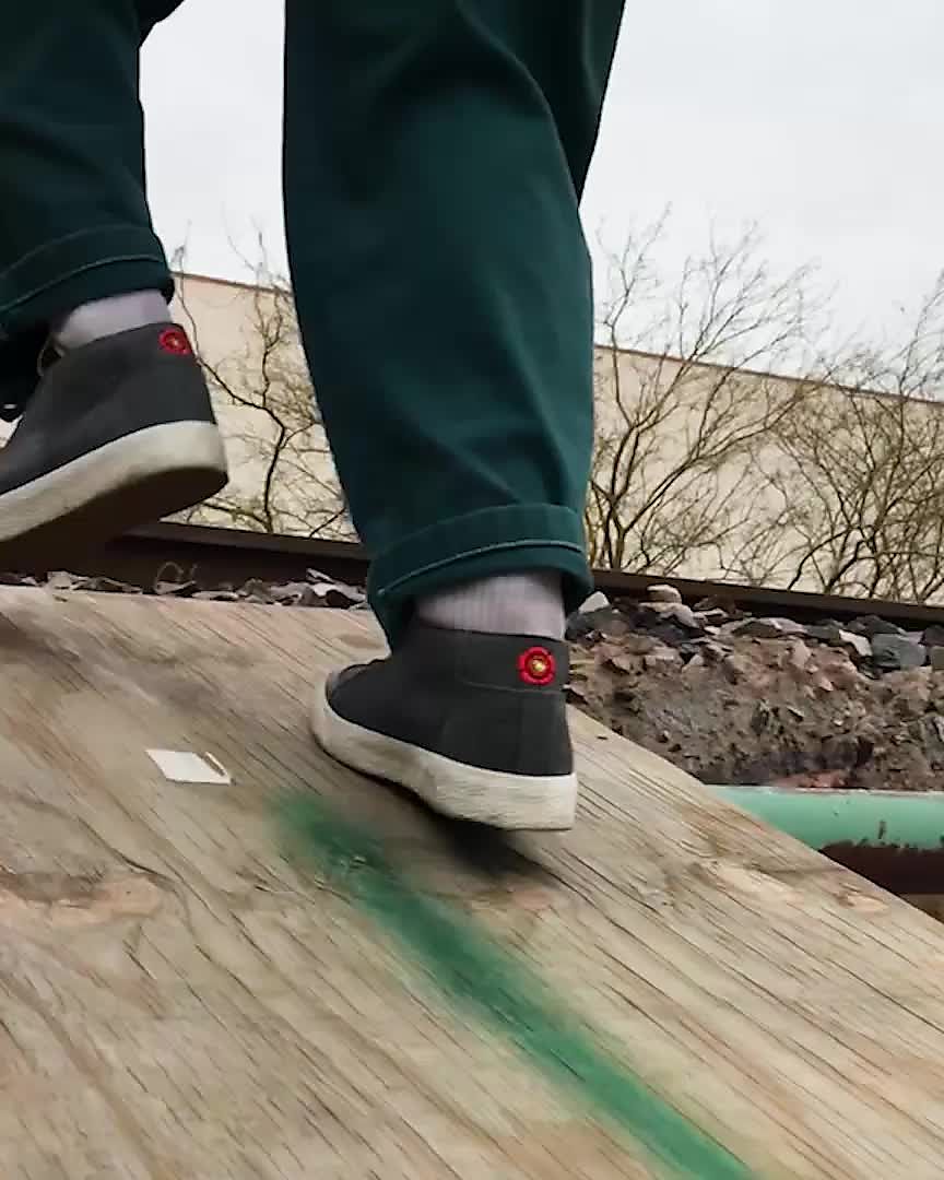 Nike SB Zoom Blazer Chukka XT Men's Skateboarding Shoe Nike SB Zoom Blazer Chukka XT Men's Skateboarding Shoe