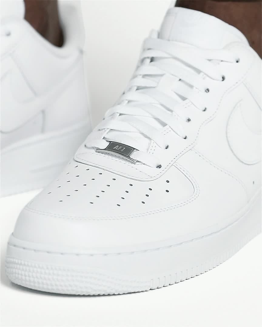 nike air force one 07 triple white